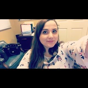 Meet your Posher, Melissa
